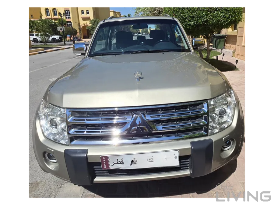2011 Mitsubishi Pajero 3-Door Perfect condition well maintained 